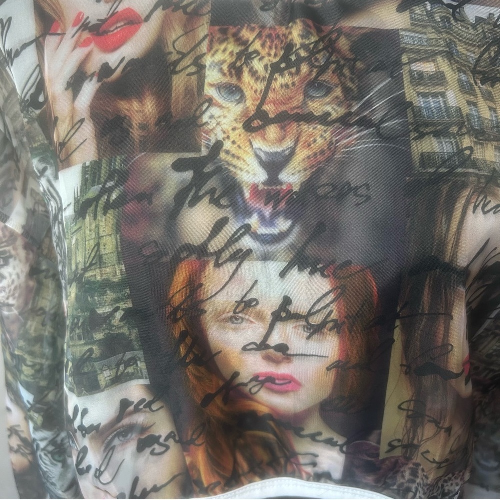 Blush White and Gray‎ Cropped Graphic Top - Picture 3 of 5